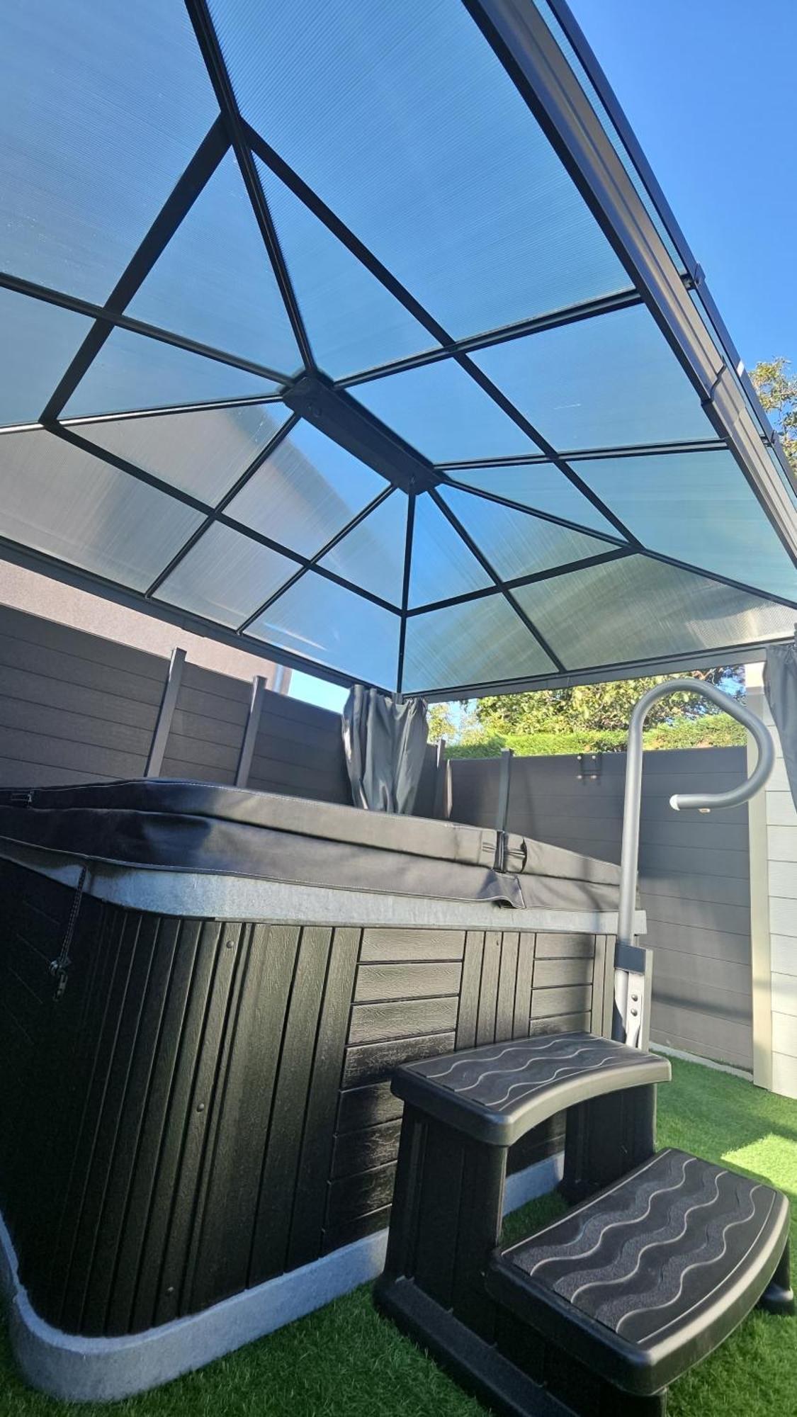 Hebergement Privee Jaccuzzi En Supplement Saint-Clair-du-Rhone 外观 照片